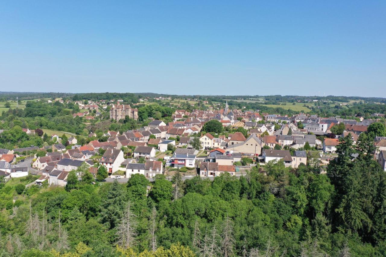 La Chtite Creuse - Chambres D'Hotes - Parking - Abri 2 Roues Boussac  Dış mekan fotoğraf
